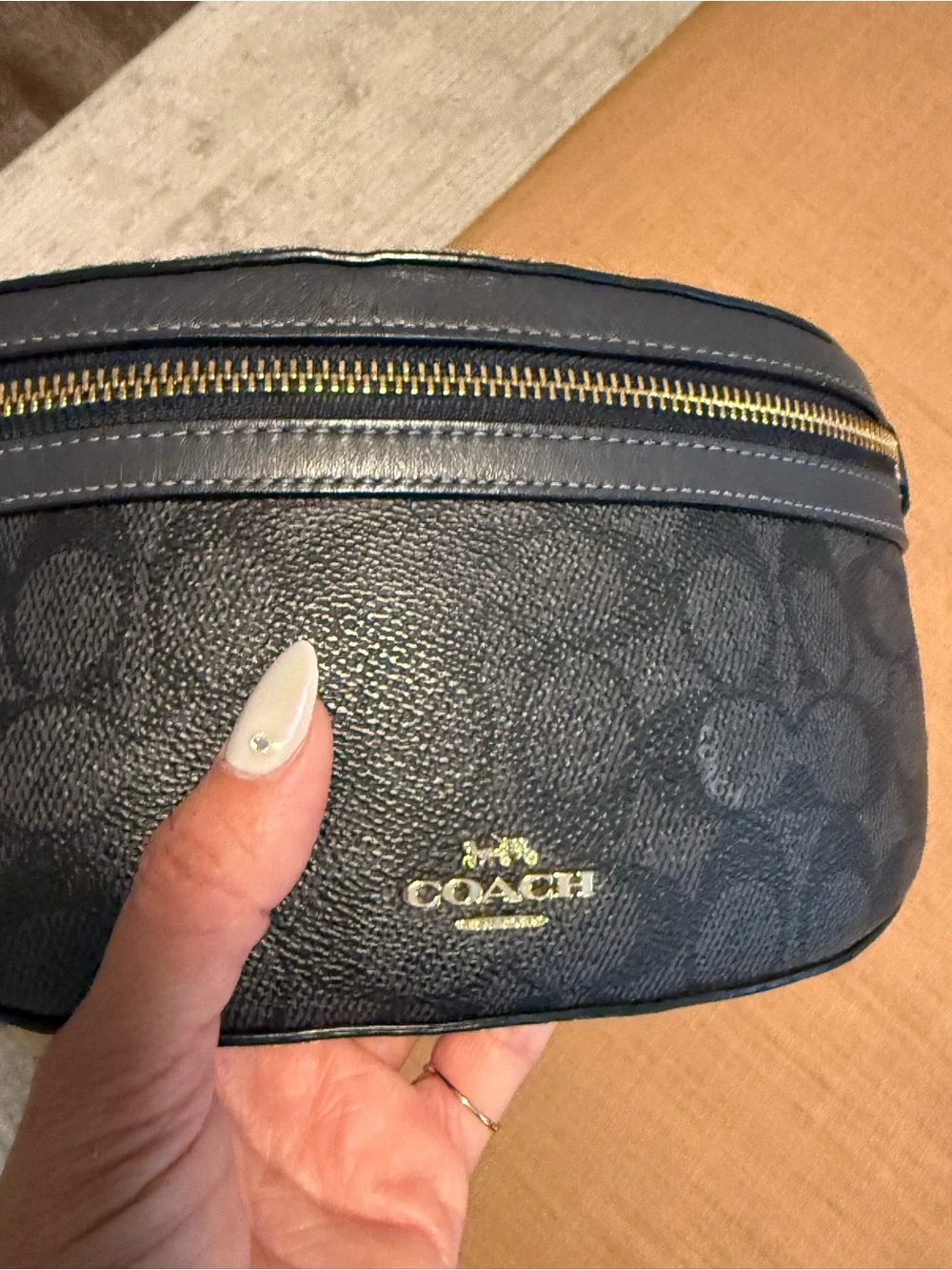 Coach Signature Canvas Belt Bag / Waist Pack Crossbody Black Gold Hardware